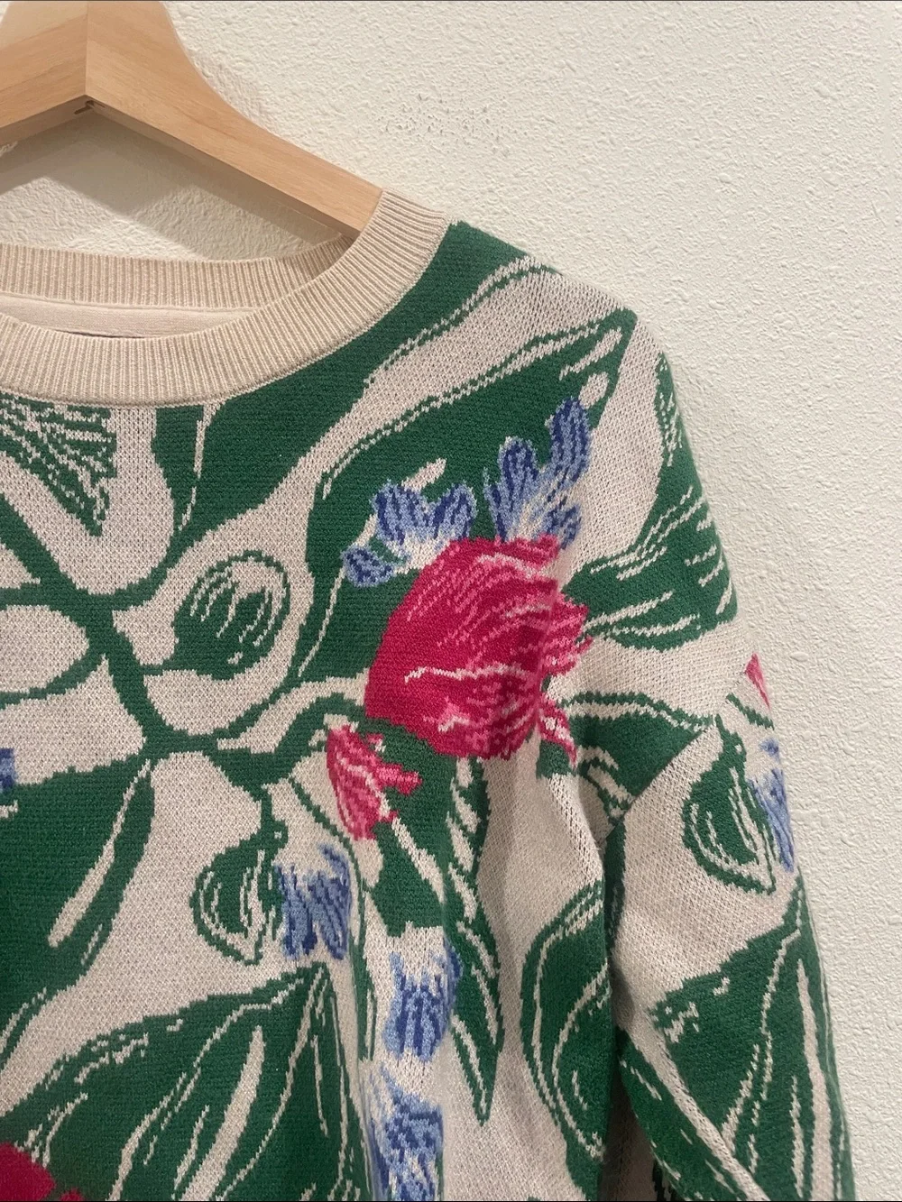 Anthropologie Yukiko Noritake Maeve Floral Crewneck Sweater Cropped Pink Green